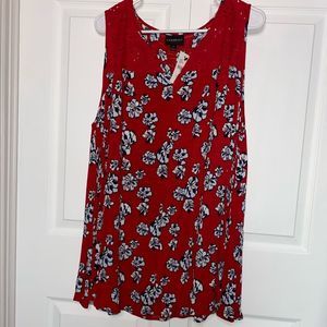 NWT Plus size lane Bryant red patterned tank top